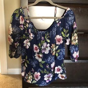 Alice Blue cold shoulder floral top XSP